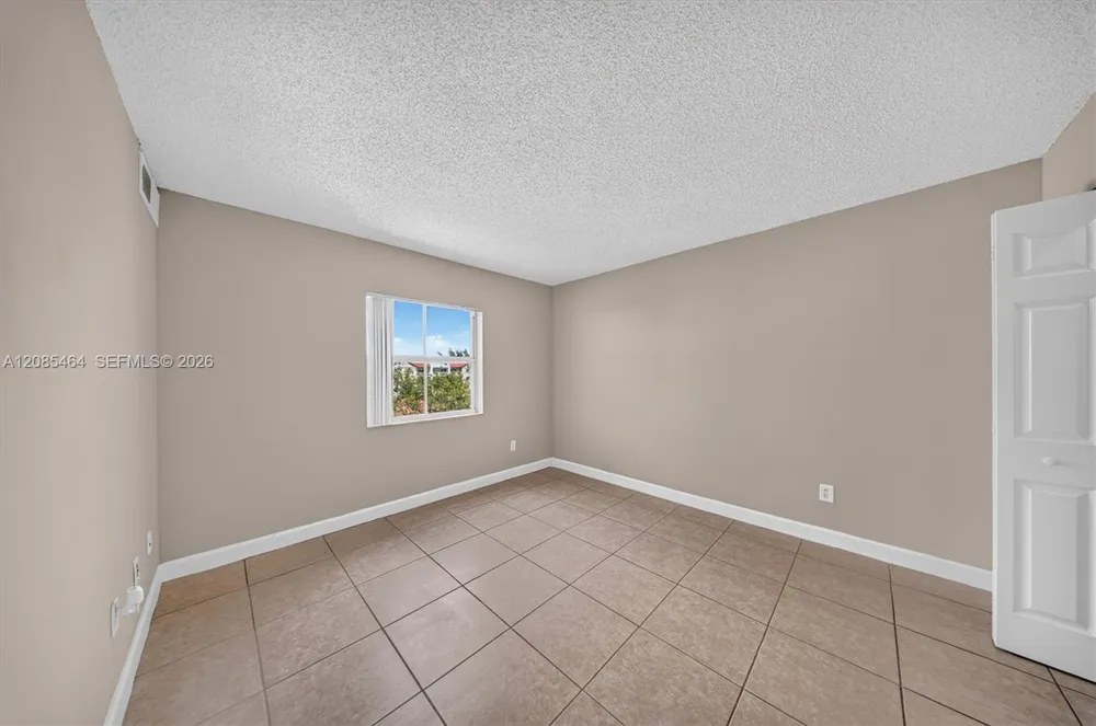 Address Not Shown Cutler Bay, FL 33189