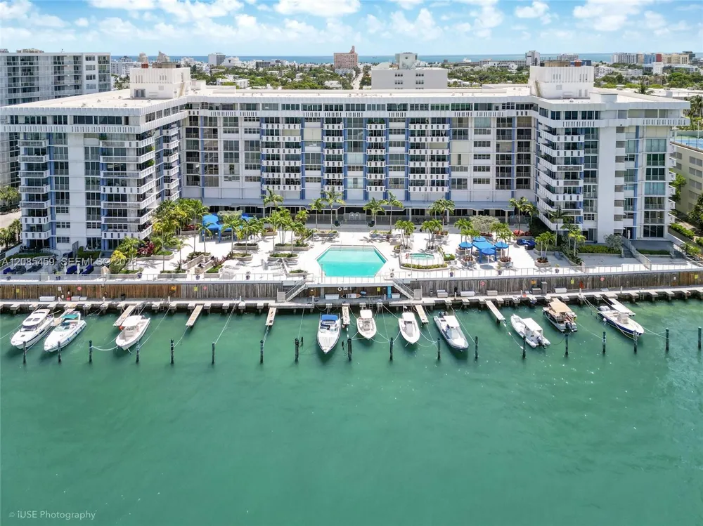 800 West Ave #401 Miami Beach, FL 33139