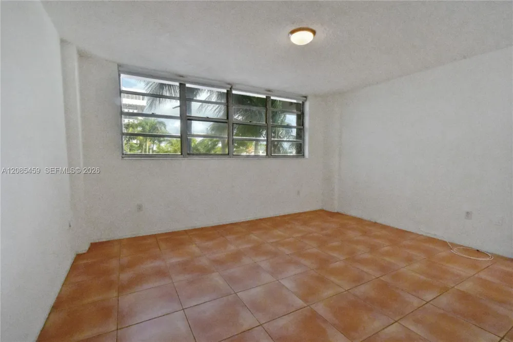 800 West Ave #401 Miami Beach, FL 33139