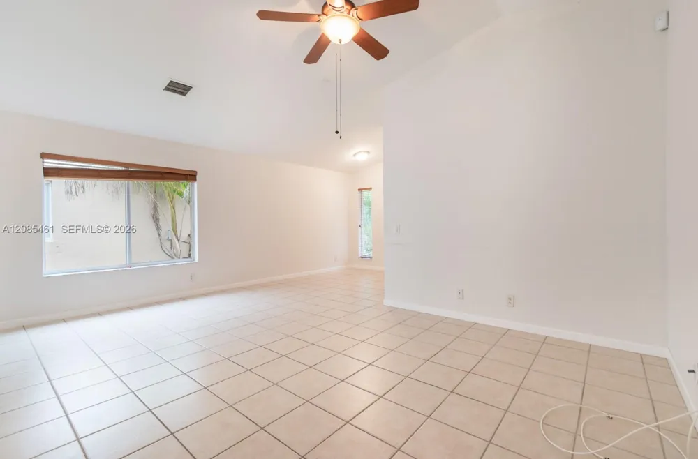 1211 Golden Cane Dr Weston, FL 33327