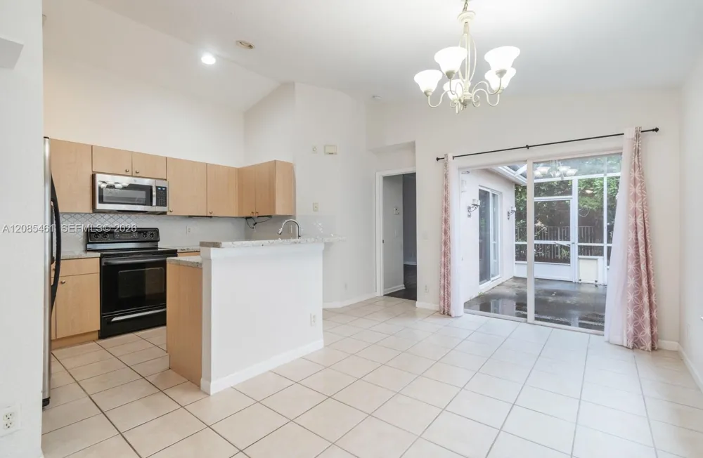 1211 Golden Cane Dr Weston, FL 33327