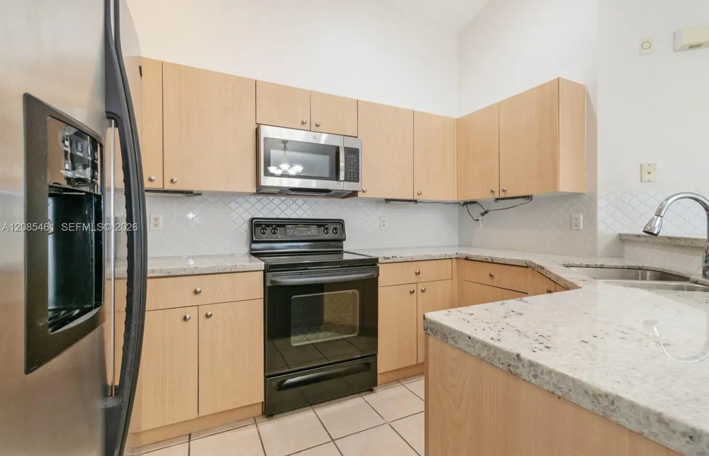 1211 Golden Cane Dr Weston, FL 33327