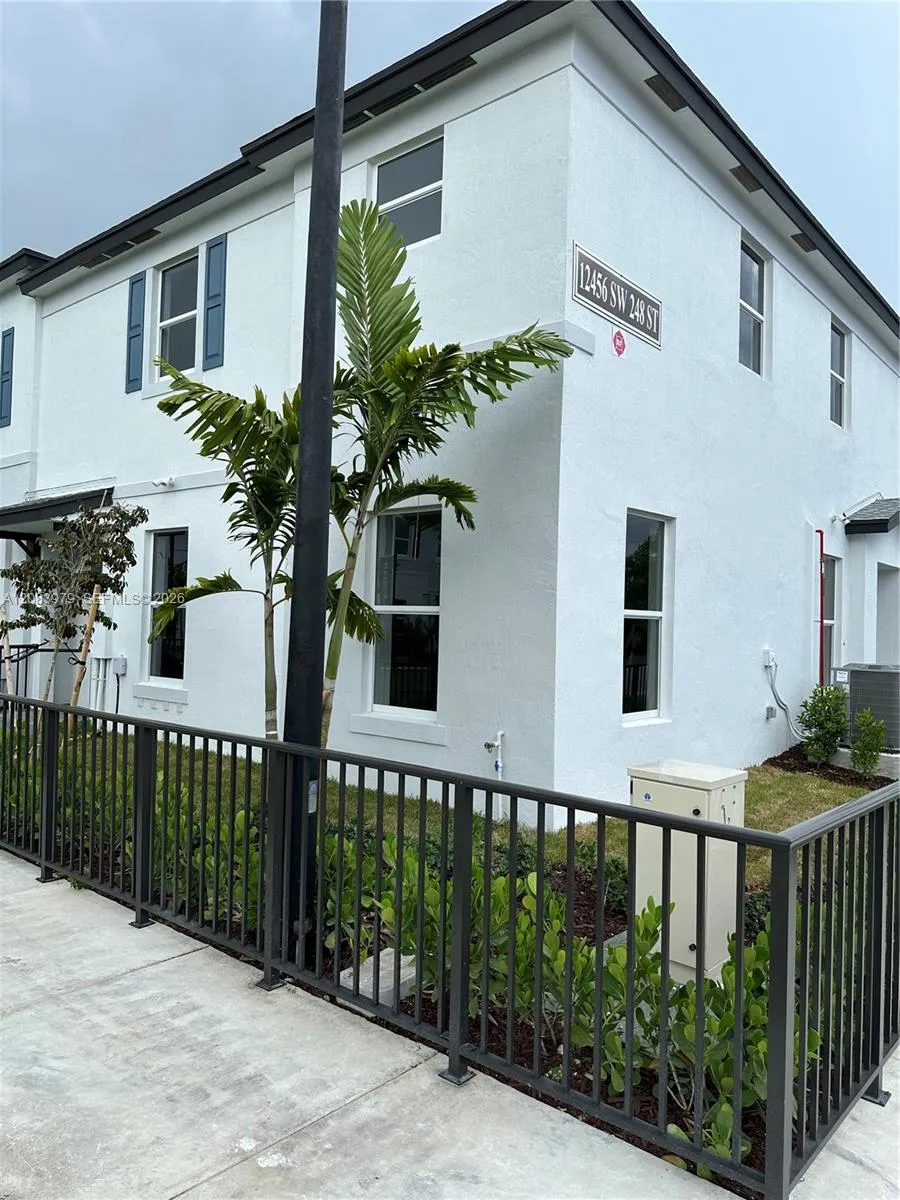12456 SW 248th St #5 Homestead, FL 33032