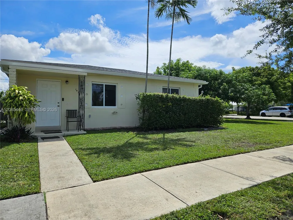 145 SW 60th Ct Miami, FL 33144