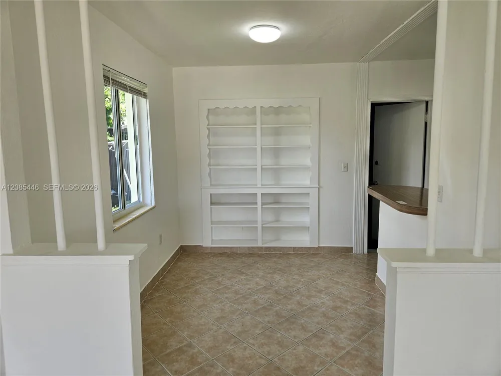 145 SW 60th Ct Miami, FL 33144