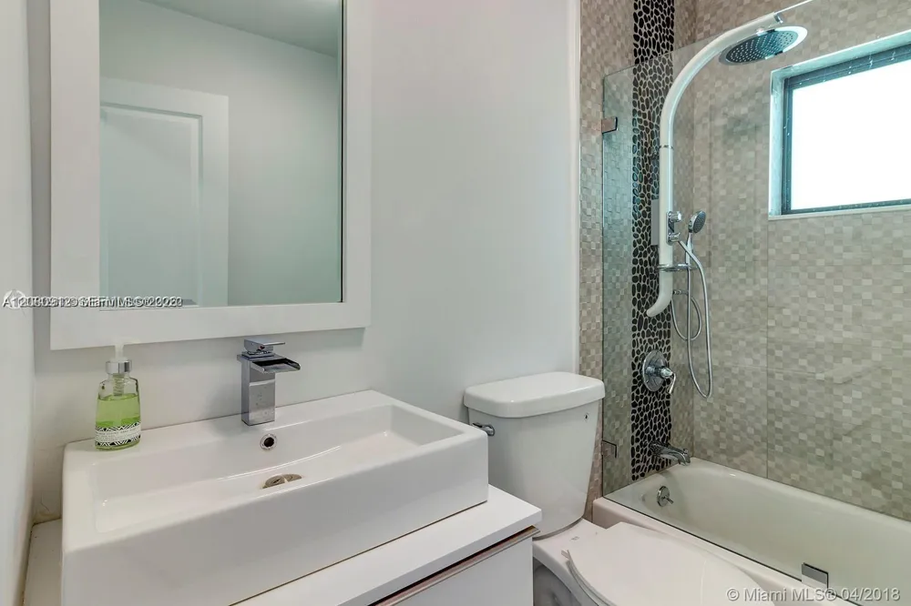 6353 SW 29th St #0 Miami, FL 33155
