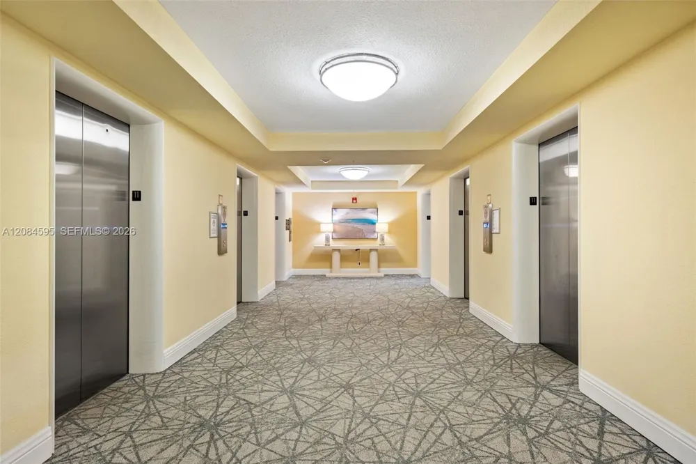 2501 S Ocean Dr #503 Hollywood, FL 33019