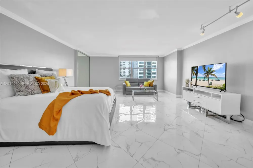 2501 S Ocean Dr #503 Hollywood, FL 33019