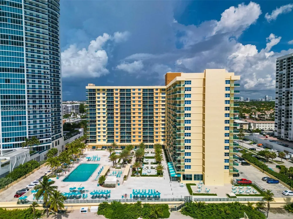 2501 S Ocean Dr #503 Hollywood, FL 33019