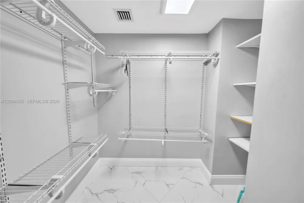 2501 S Ocean Dr #503 Hollywood, FL 33019