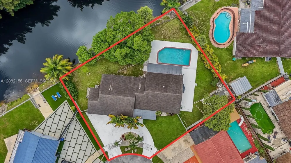 10711 SW 70th St Miami, FL 33173