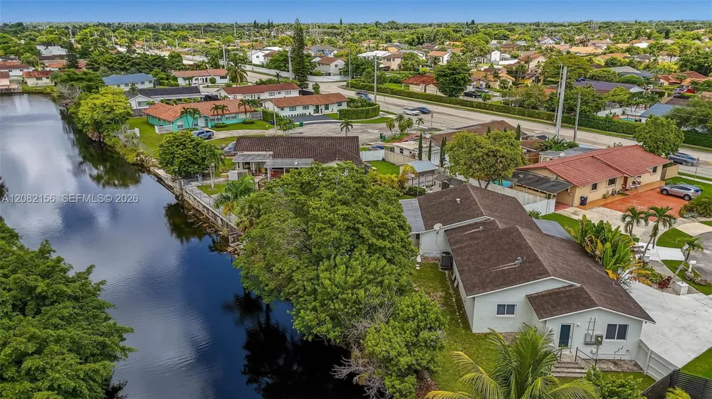 10711 SW 70th St Miami, FL 33173
