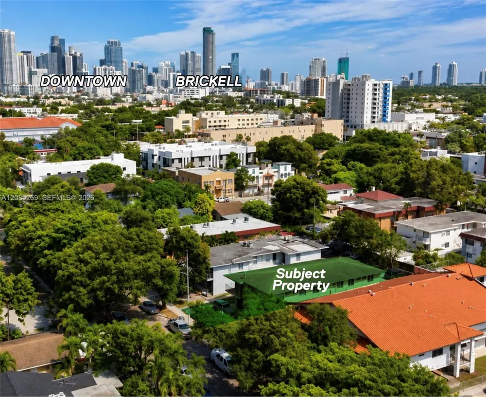 1332 SW 2nd St Miami, FL 33135