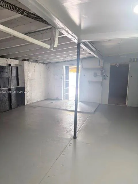 3611 SW 40th St West Park, FL 33023