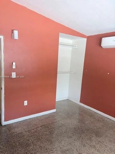 3611 SW 40th St West Park, FL 33023