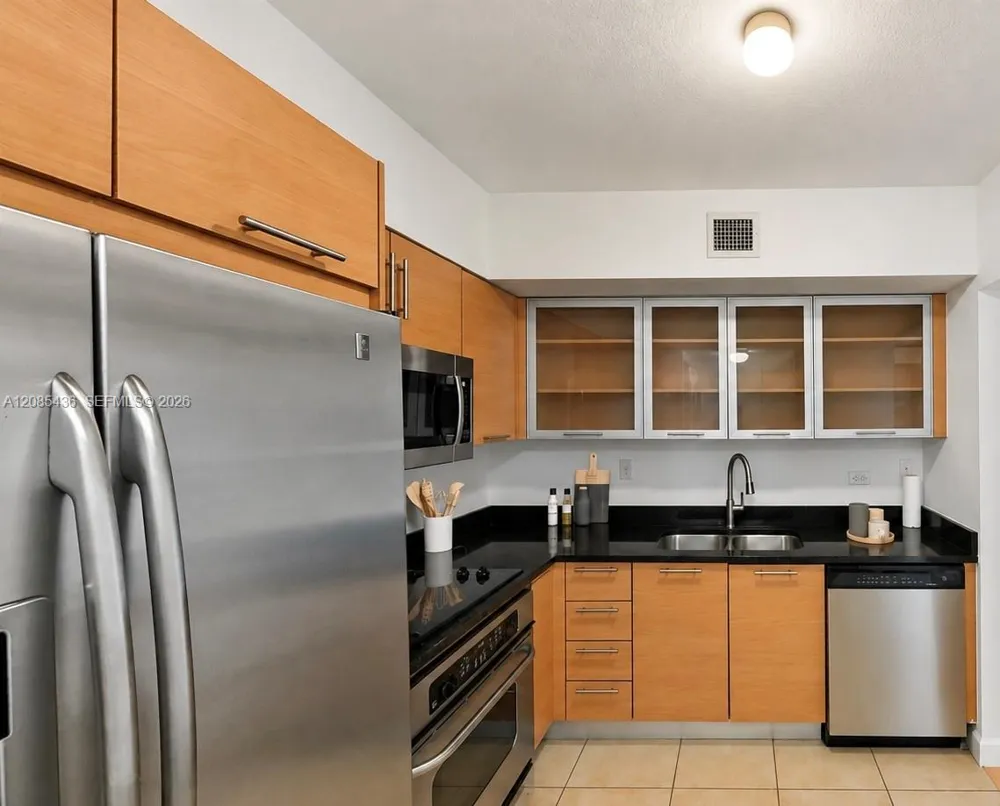 31 SE 5th St #2808 Miami, FL 33131
