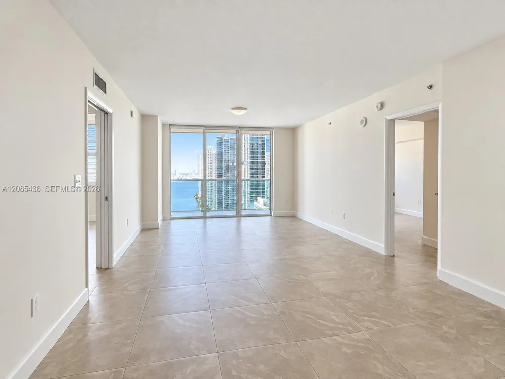 31 SE 5th St #2808 Miami, FL 33131