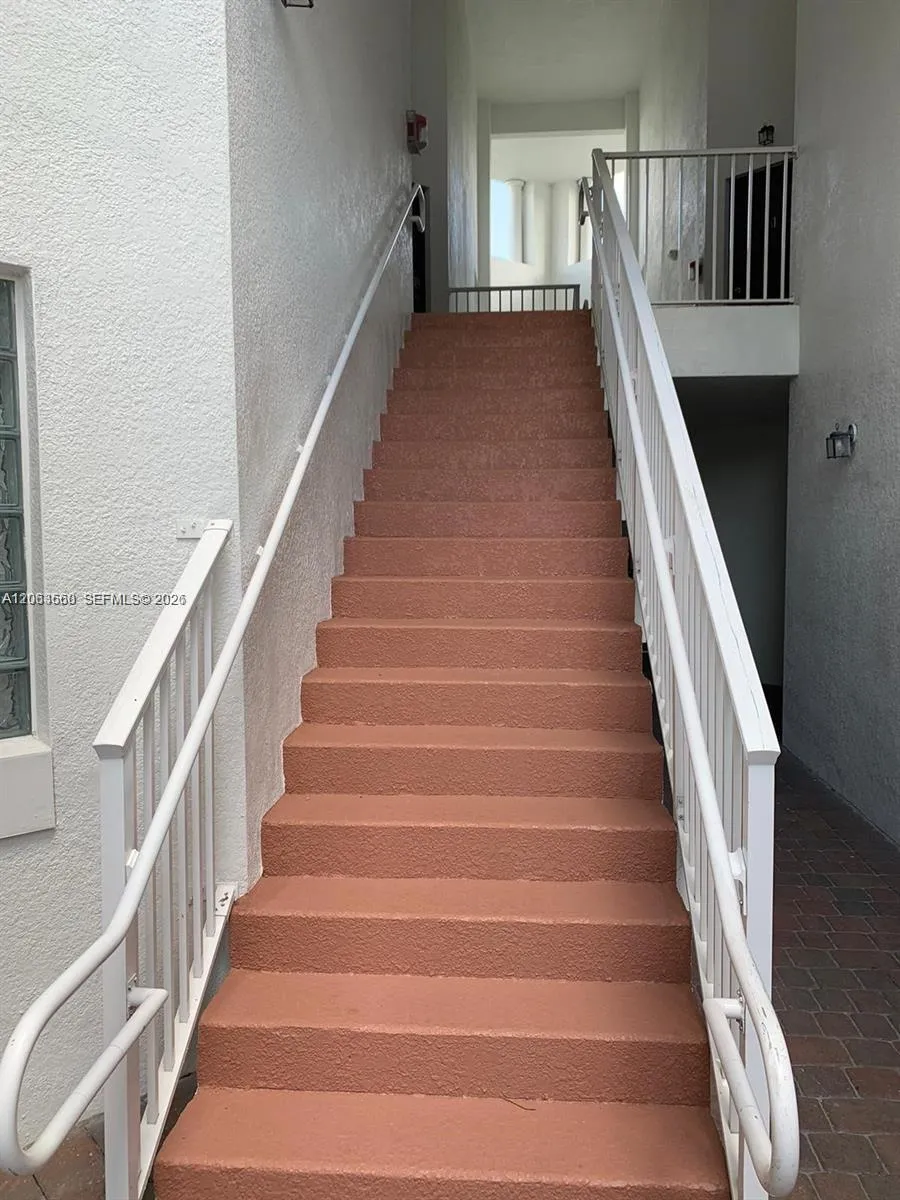 8960 NW 97th Ave #205 Doral, FL 33178
