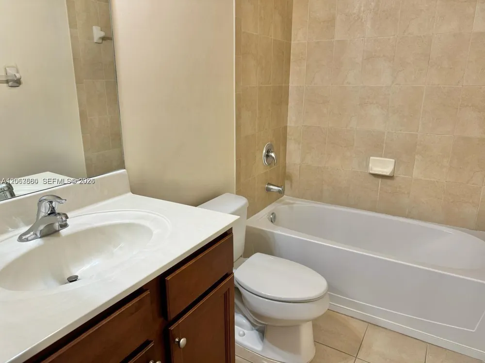 8960 NW 97th Ave #205 Doral, FL 33178