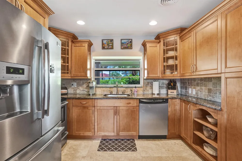 1900 RIVERSIDE DRIVE Pompano Beach, FL 33062