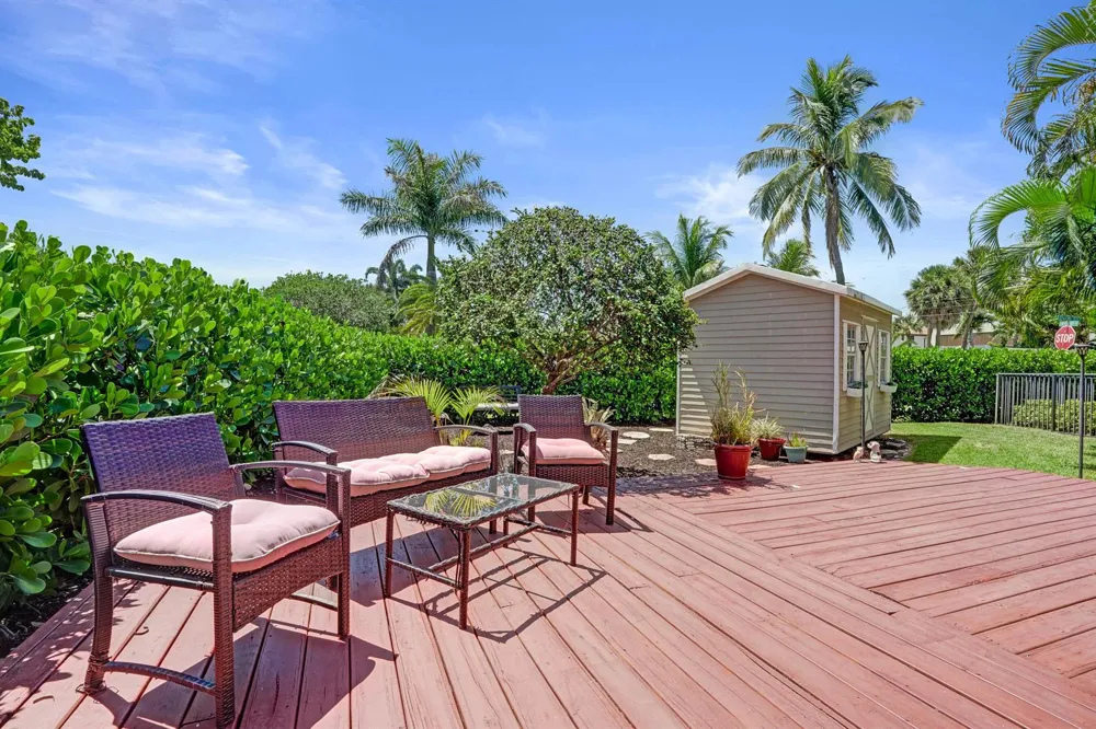 1900 RIVERSIDE DRIVE Pompano Beach, FL 33062