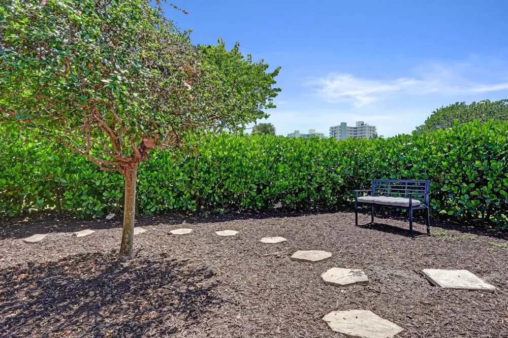 1900 RIVERSIDE DRIVE Pompano Beach, FL 33062
