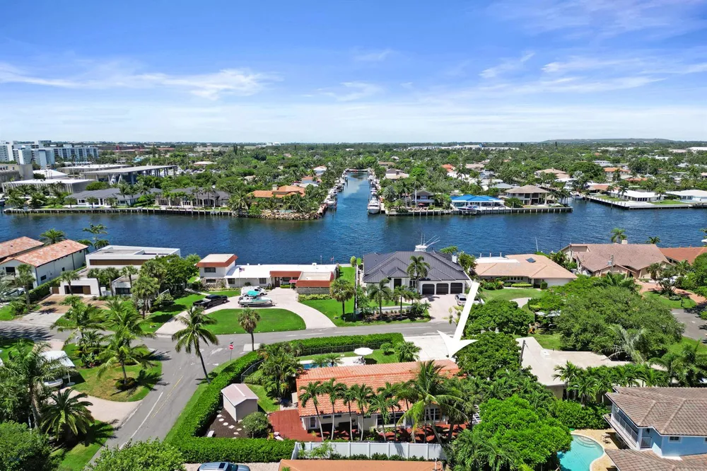 1900 RIVERSIDE DRIVE Pompano Beach, FL 33062