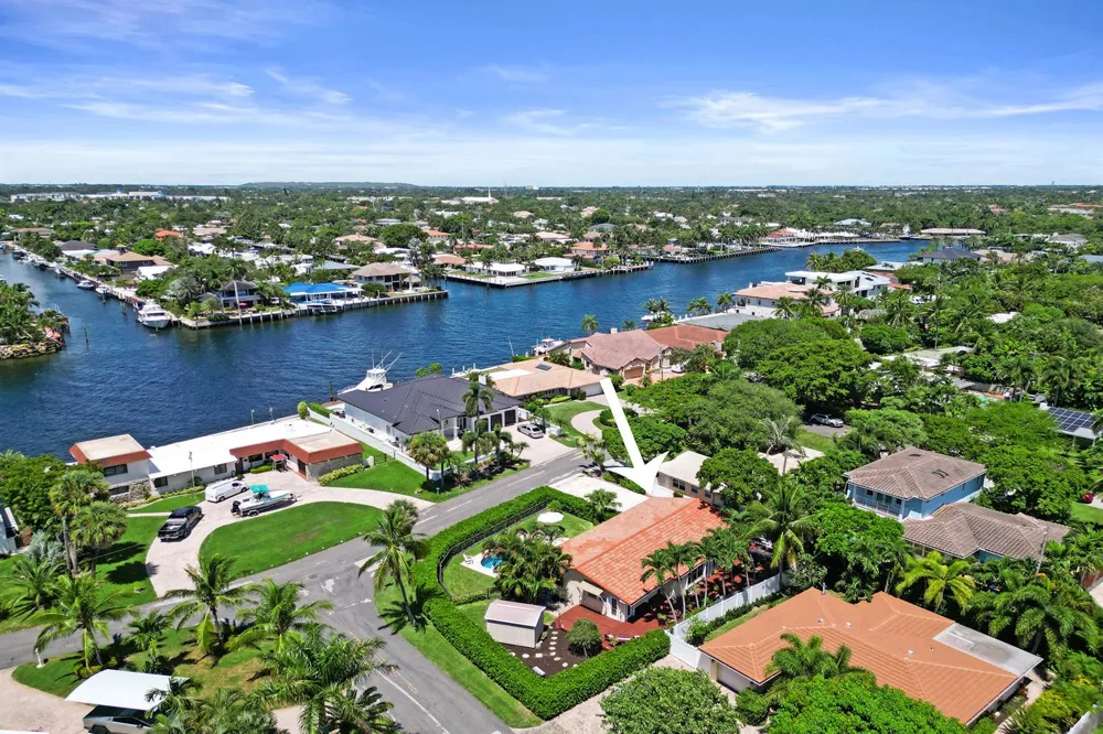 1900 RIVERSIDE DRIVE Pompano Beach, FL 33062