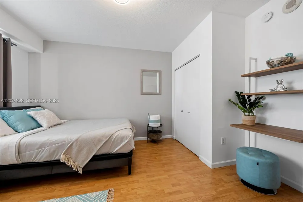 18100 Bay Rd #308 Sunny Isles Beach, FL 33160