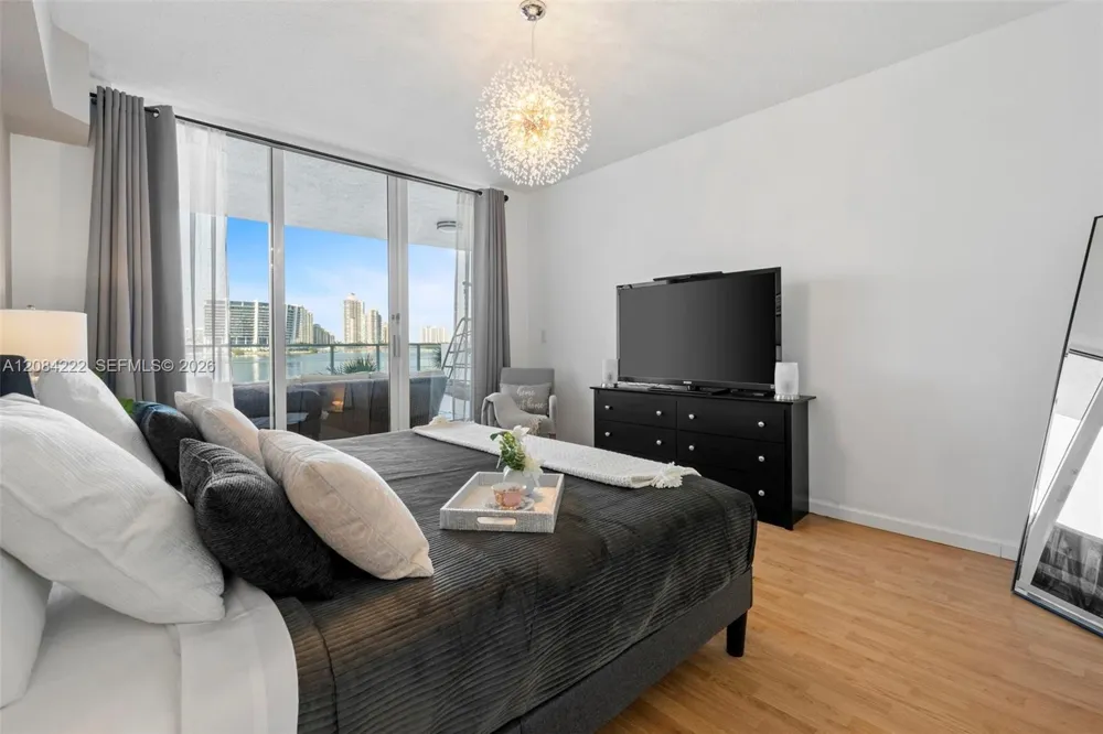 18100 Bay Rd #308 Sunny Isles Beach, FL 33160