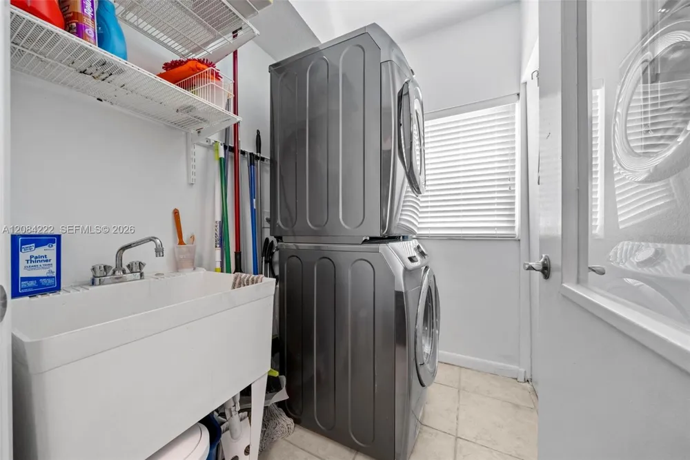 18100 Bay Rd #308 Sunny Isles Beach, FL 33160