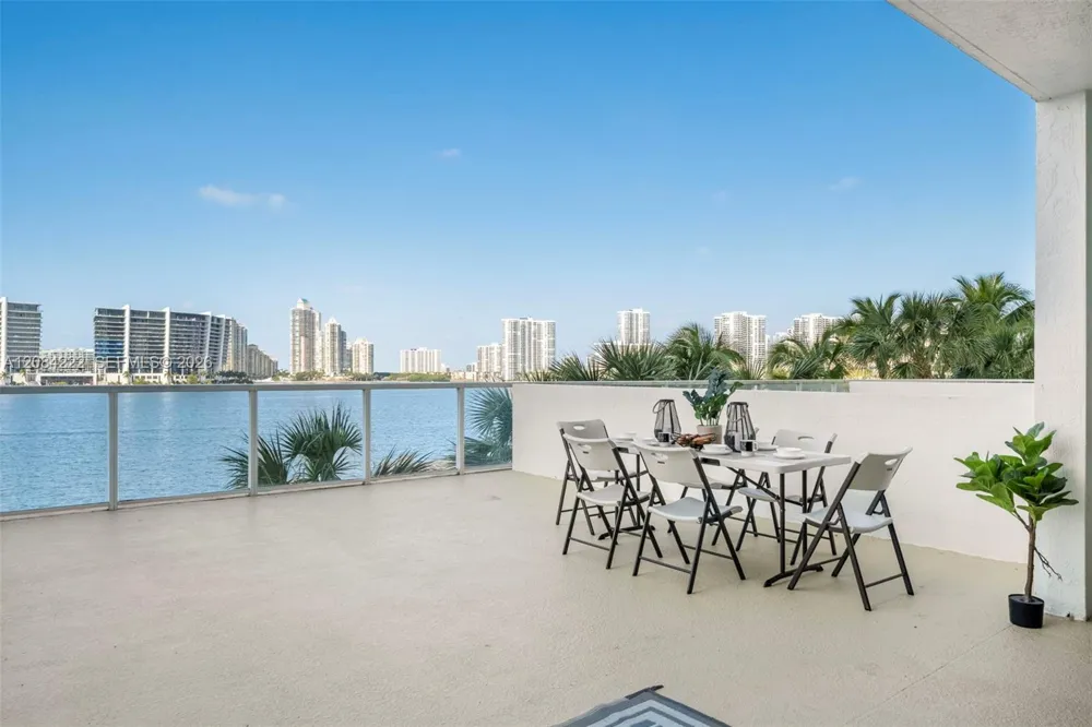 18100 Bay Rd #308 Sunny Isles Beach, FL 33160