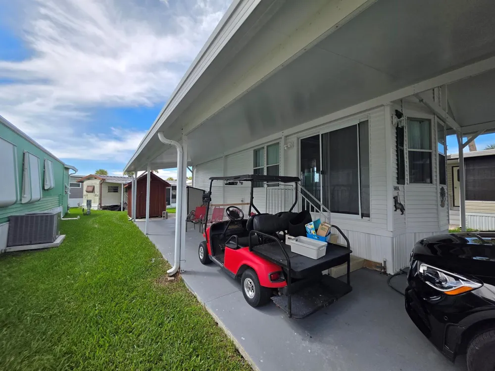 6494 SE 55th Street Okeechobee, FL 34974