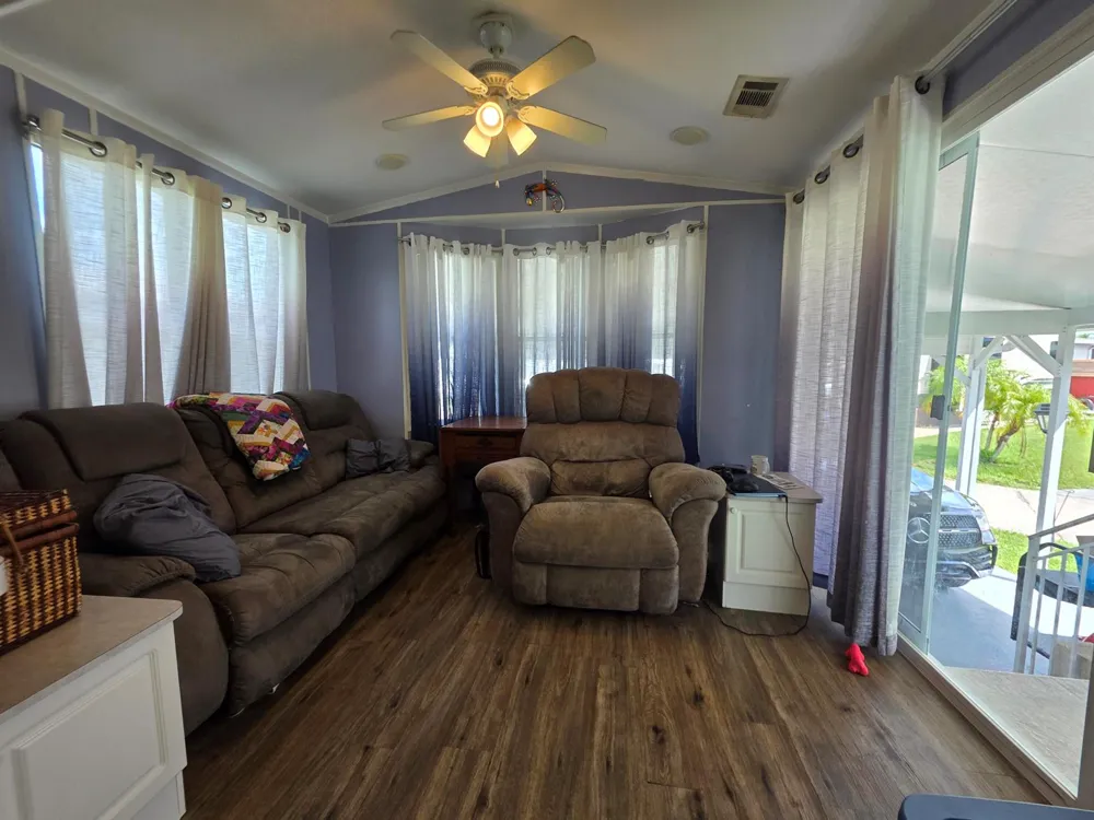6494 SE 55th Street Okeechobee, FL 34974