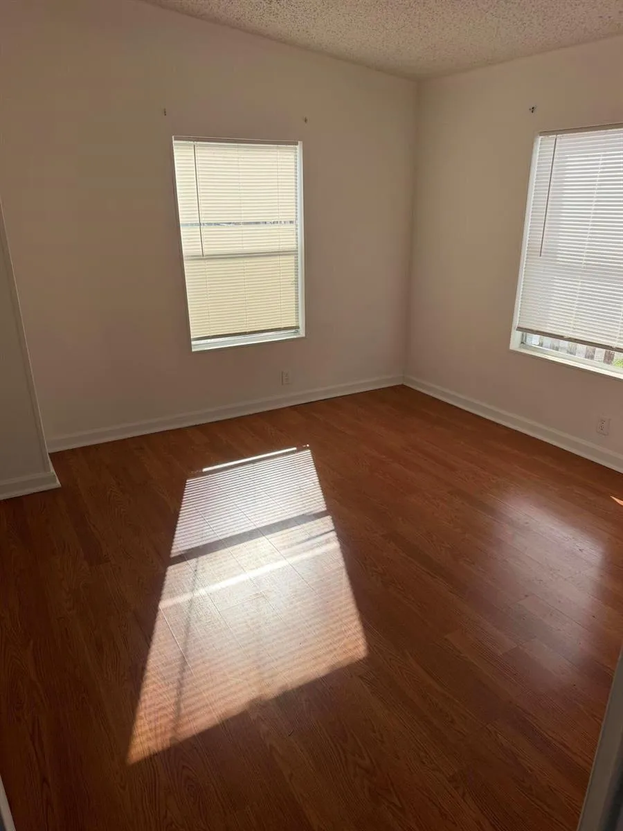 1680 SW 85TH AVENUE Davie, FL 33324