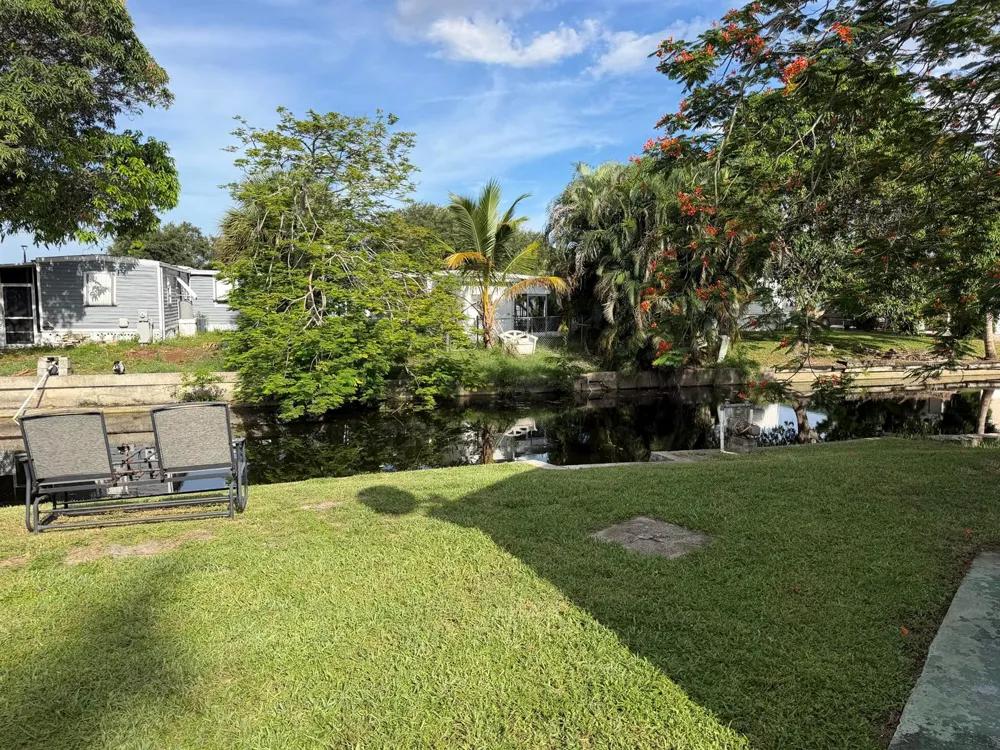 1680 SW 85TH AVENUE Davie, FL 33324