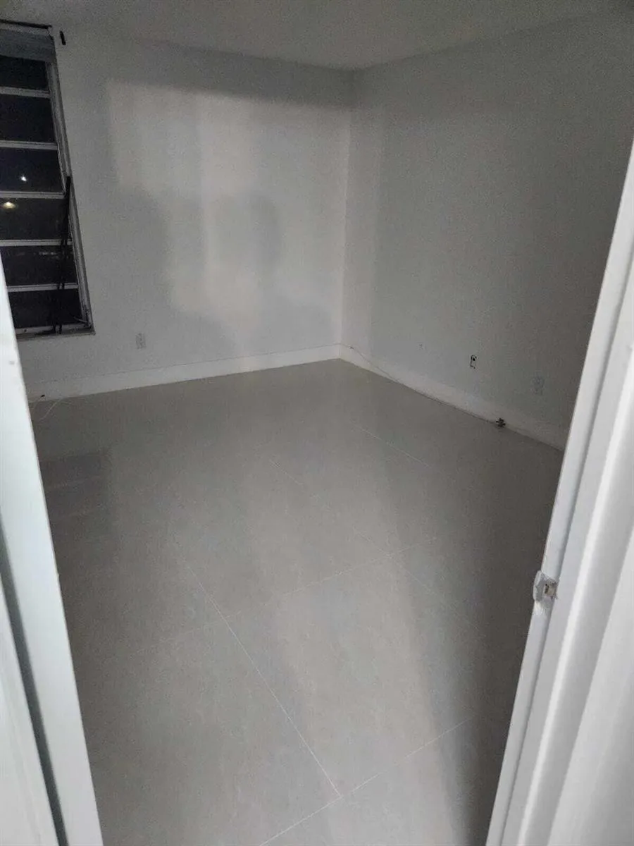 8801 W Flagler Street #407 Miami, FL 33174
