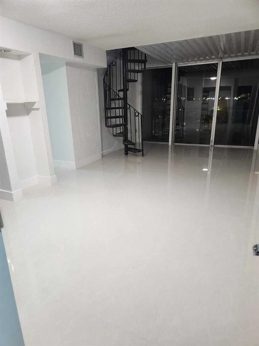 8801 W Flagler Street #407 Miami, FL 33174