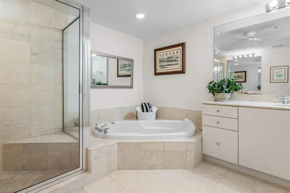 801 S OLIVE AVENUE #903 West Palm Beach, FL 33401