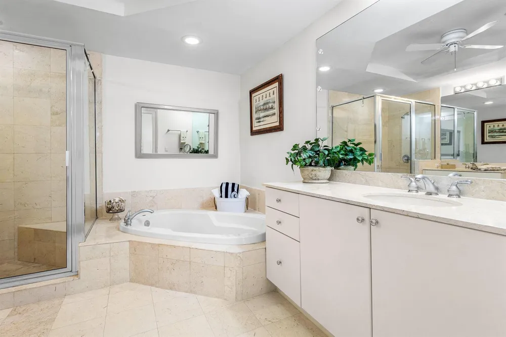 801 S OLIVE AVENUE #903 West Palm Beach, FL 33401