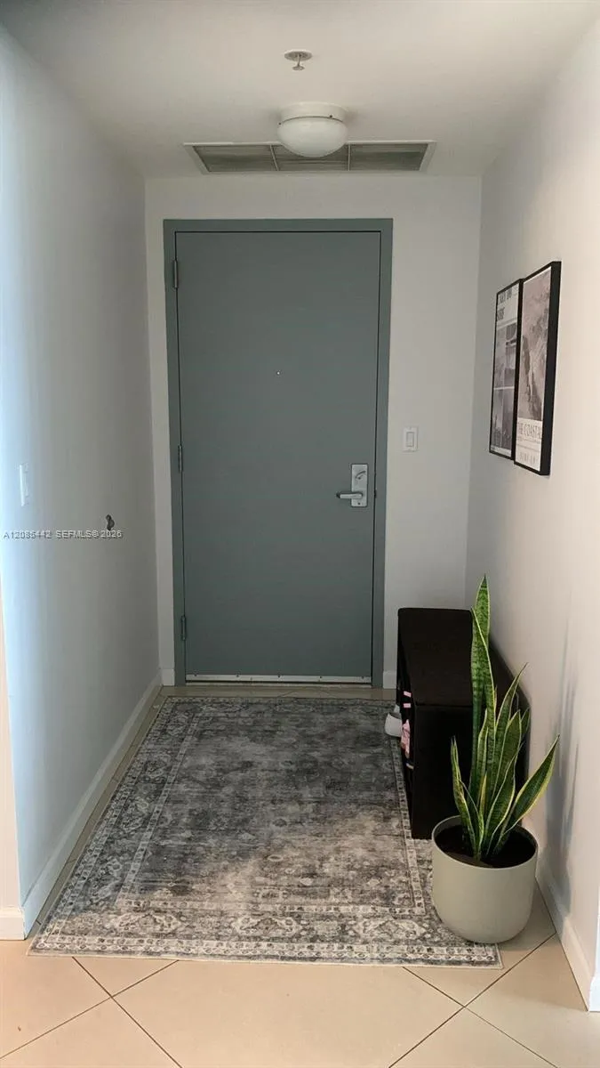 601 NE 36th St #806 Miami, FL 33137