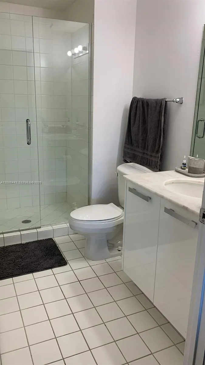 601 NE 36th St #806 Miami, FL 33137
