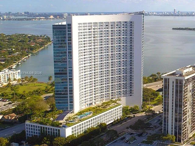 601 NE 36th St #806 Miami, FL 33137