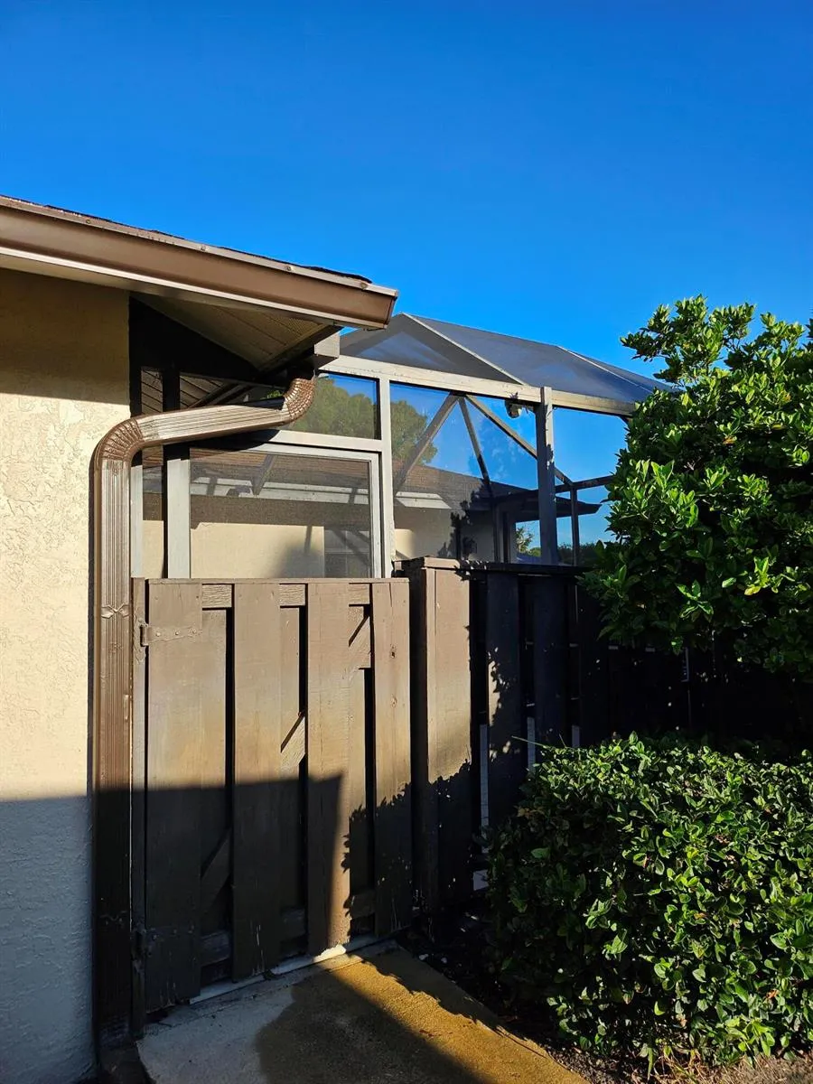 1631 LAUREL LEAF LANE #A Fort Pierce, FL 34950
