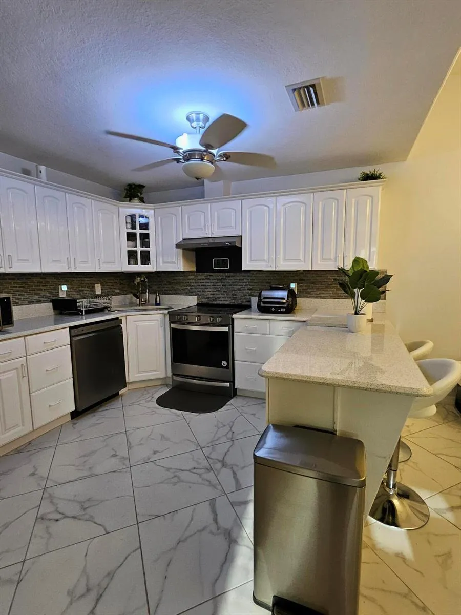 1631 LAUREL LEAF LANE #A Fort Pierce, FL 34950