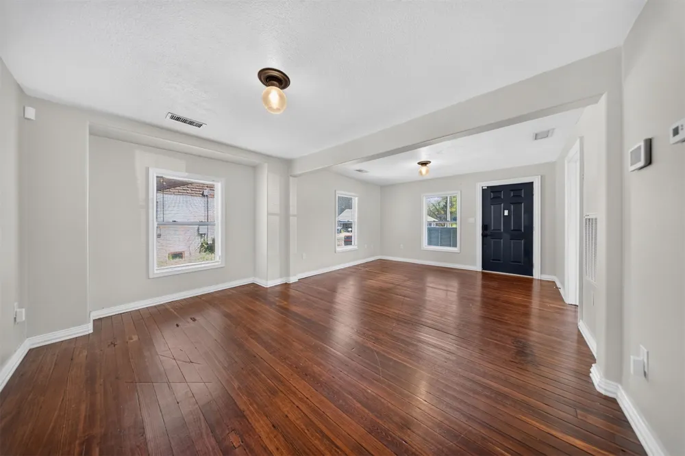 610 9th Street Collinsville, OK 74021