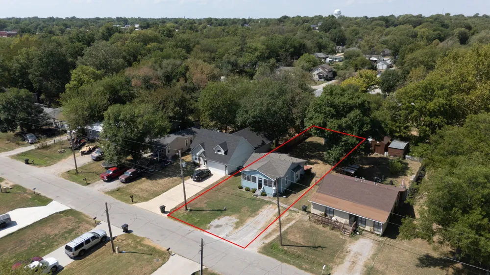 610 9th Street Collinsville, OK 74021