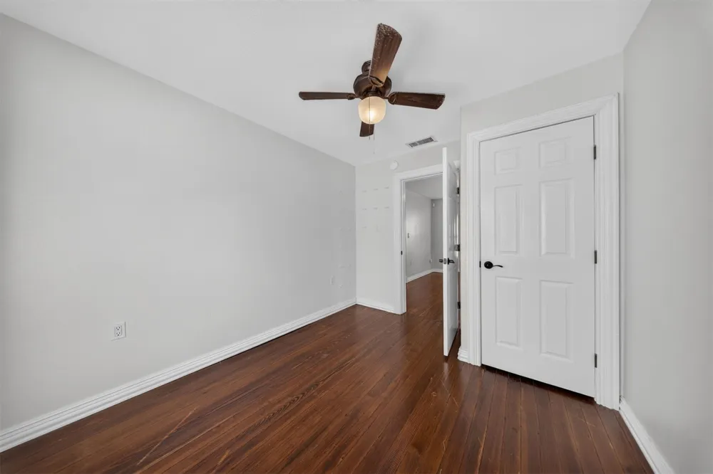 610 9th Street Collinsville, OK 74021