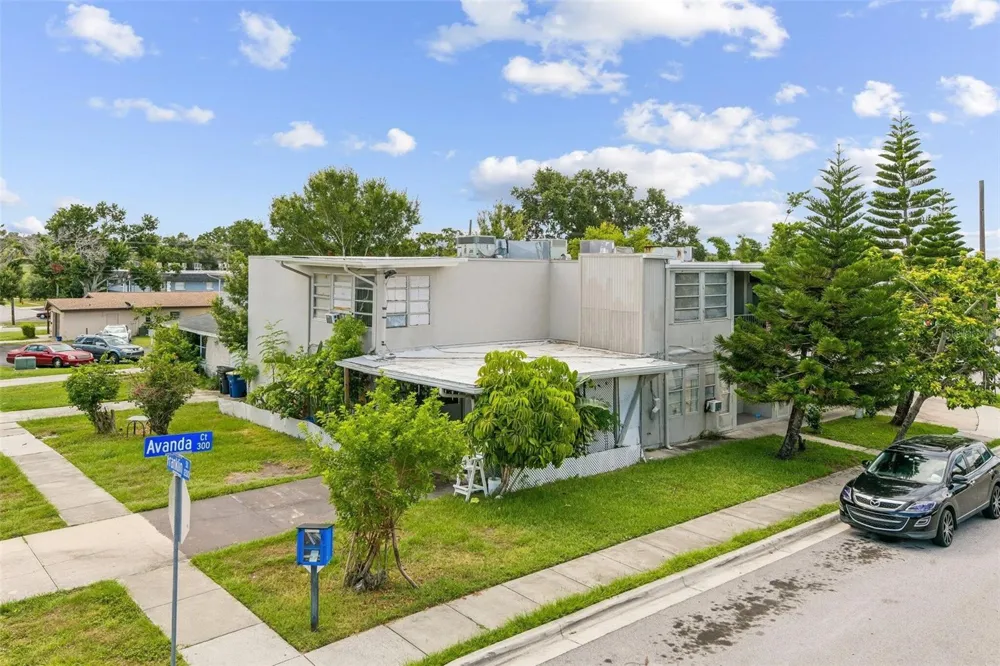 1267 FRANKLIN STREET Clearwater, FL 33756