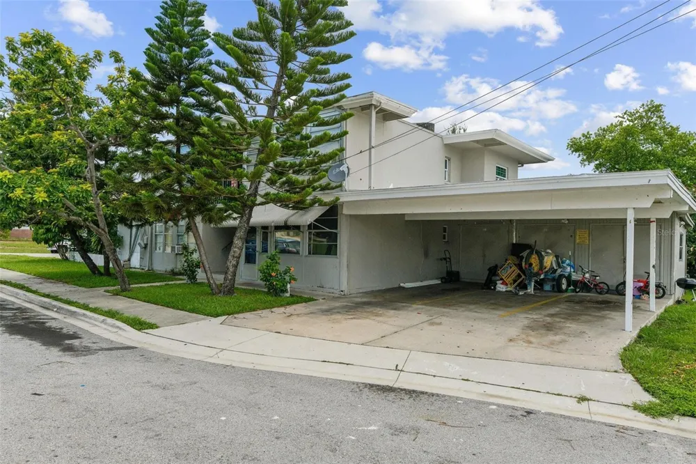 1267 FRANKLIN STREET Clearwater, FL 33756